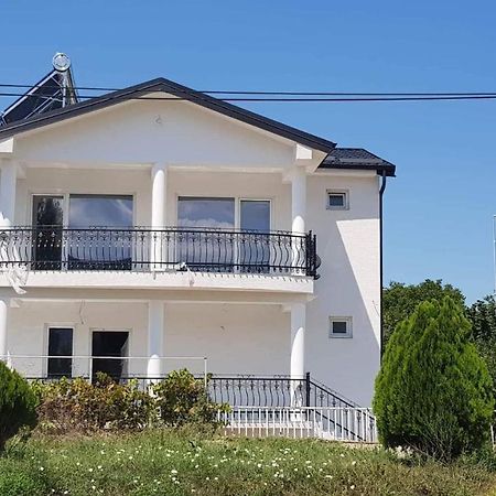 Villa Bratislava Demir Kapija Eksteriør billede