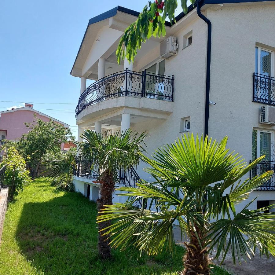 Villa Bratislava Demir Kapija Eksteriør billede